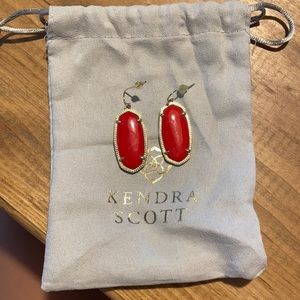 Ed Kendra Scott earrings